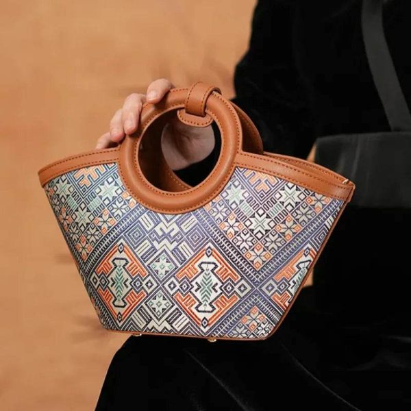 Canvas Embroidery Shoulder Tote