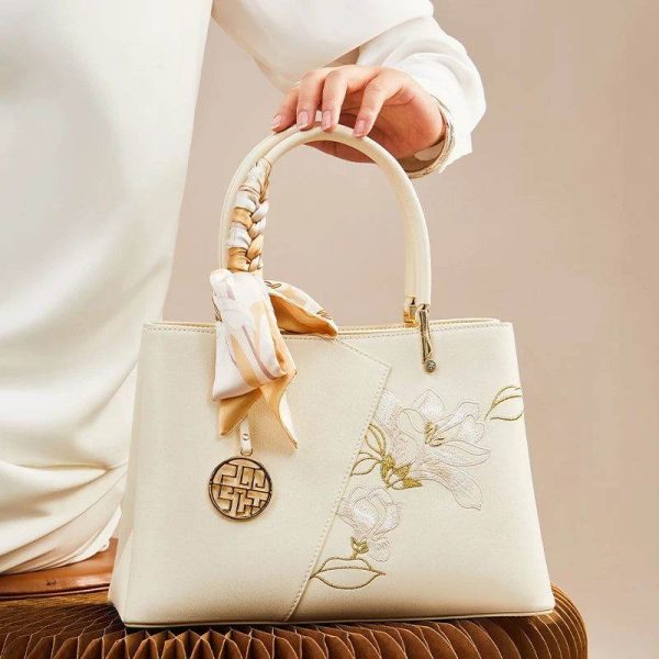 Velvet Quilted Messenger Tote - Image 3