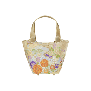 Minimalist Leather Messenger