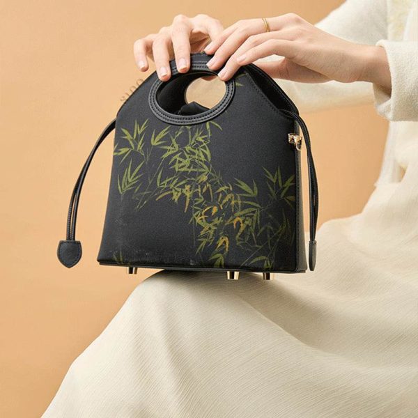 Raffia Braided Shoulder Bag - Image 3