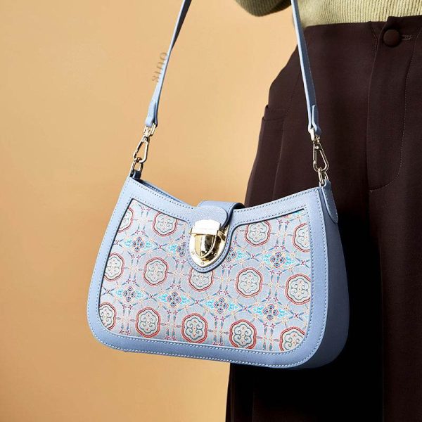Minimalist Leather Shopper - Image 3