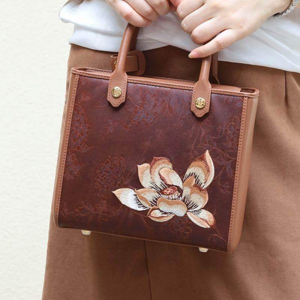 Velvet Crystal Pouch - Image 4