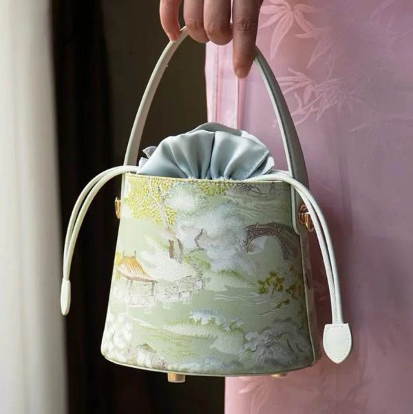 Beaded Raffia Circle Bag - Image 3