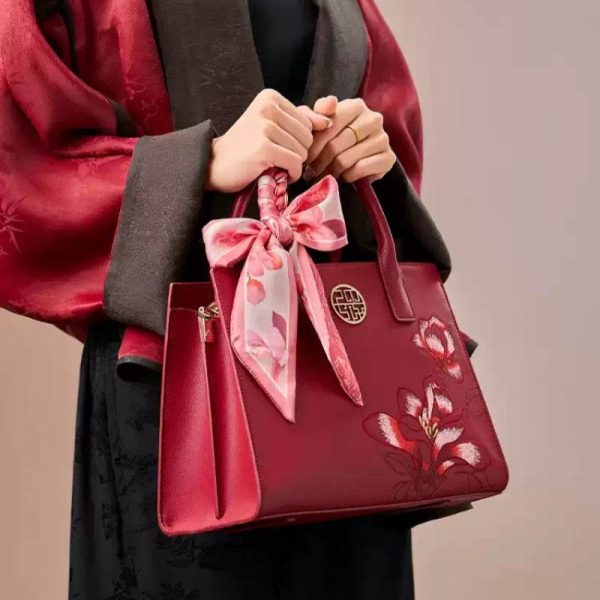 Smooth Leather Laptop Shopper - Image 3