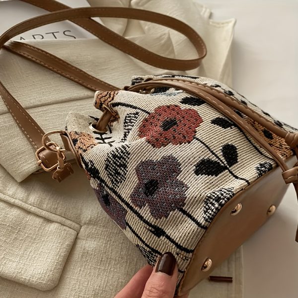 Beaded Sequin Pouch - Image 5