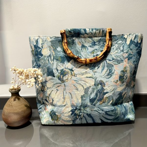 Croc Embossed Crescent Satchel - Image 3