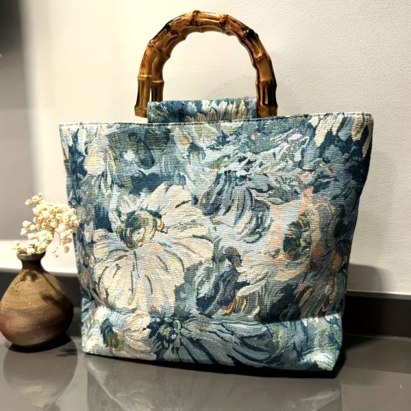 Croc Embossed Crescent Satchel - Image 4
